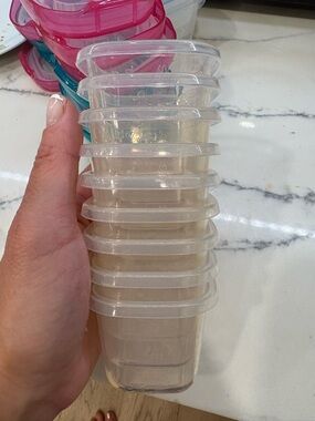 Oxo Clear Plastic Stackable Storage Cups - Set of 10 small and 2 medium